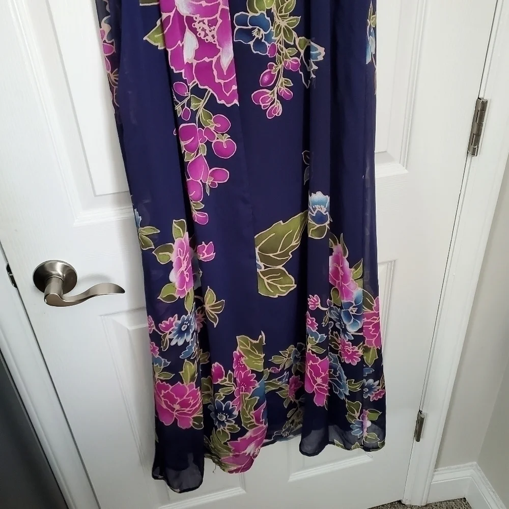 STRAPLESS Floral Maxi Dress with Cute Ruffle Top Detail - Picture 6 of 14